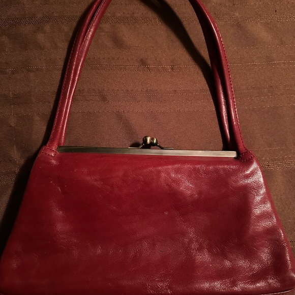Elegant Red Leather Handbag. Used condition - Picture 5 of 14